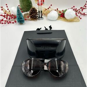 SOLD!!!!!!!!      Fendi gradient logo cat eye sunglasses made in Italy